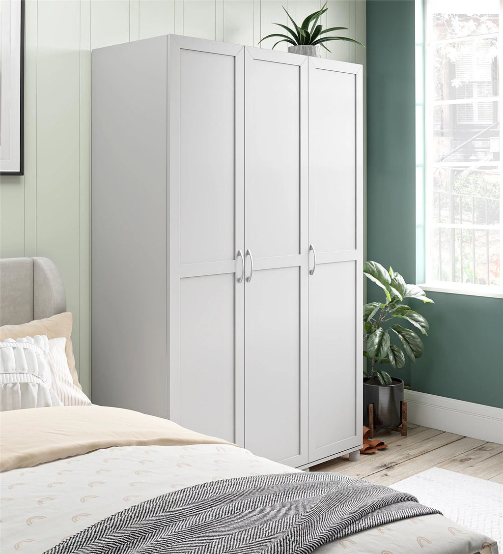 3 Door Dove Gray Wardrobe G825269