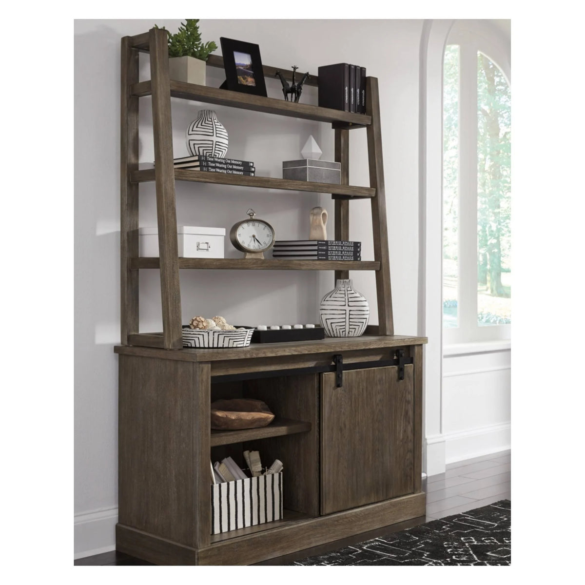 Large Credenza in Grayish Brown M7054