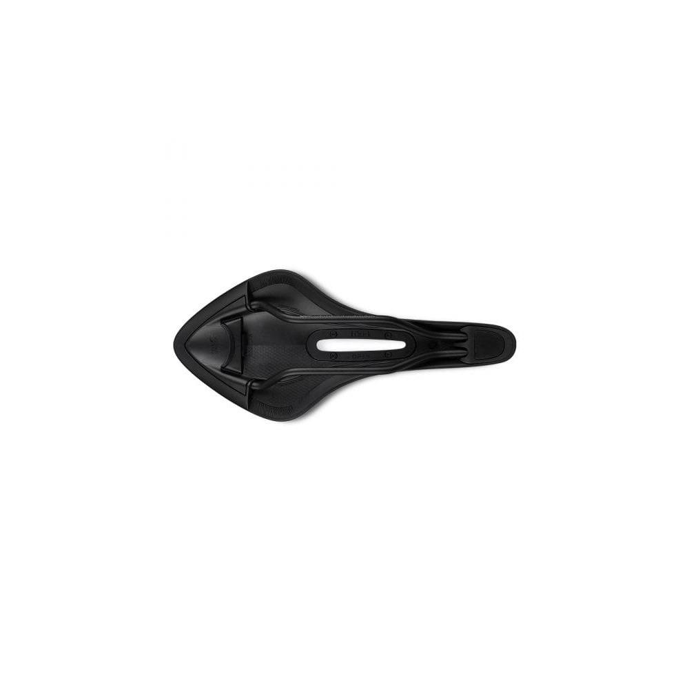 Black Saddle G195