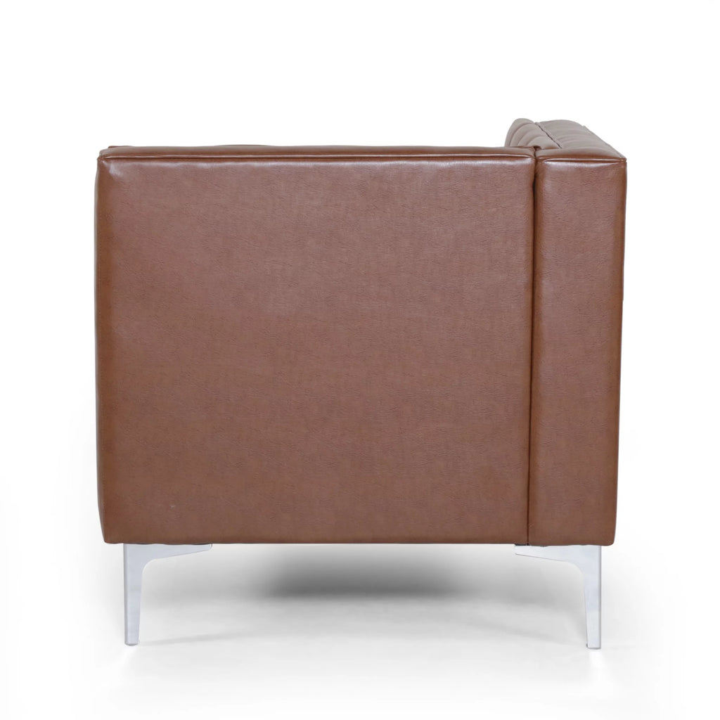 Cognac Brown Tufted Chaise Lounge U766888