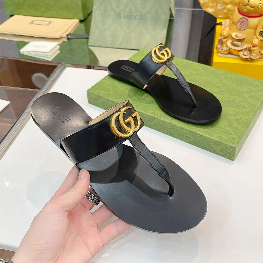 Slippers I641