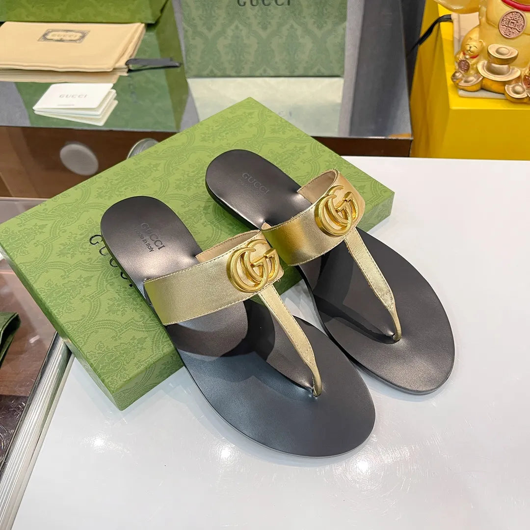 Slippers I641