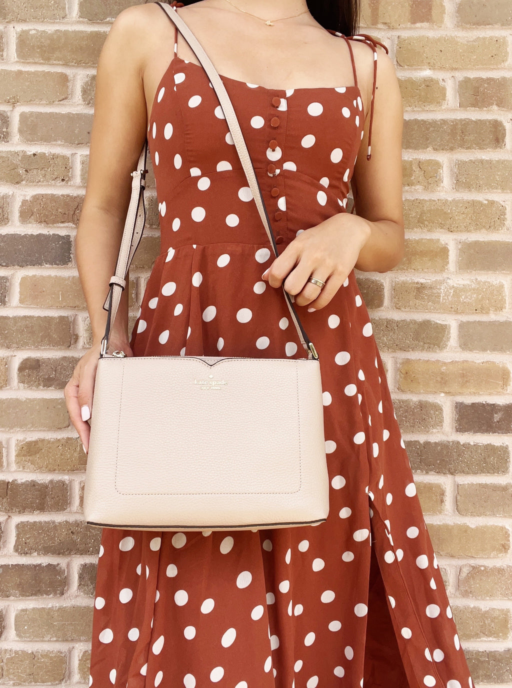 Large Top Zip Crossbody Warm Beige S230414