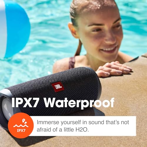 Black Portable Speaker with Hardshell Case Y165607
